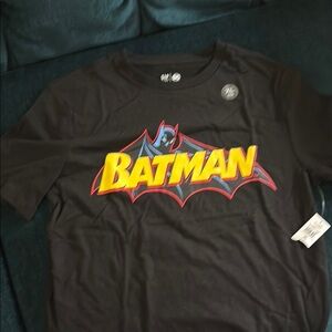 GAP Black Batman Short Sleeve Tee and two pairs Batman socks